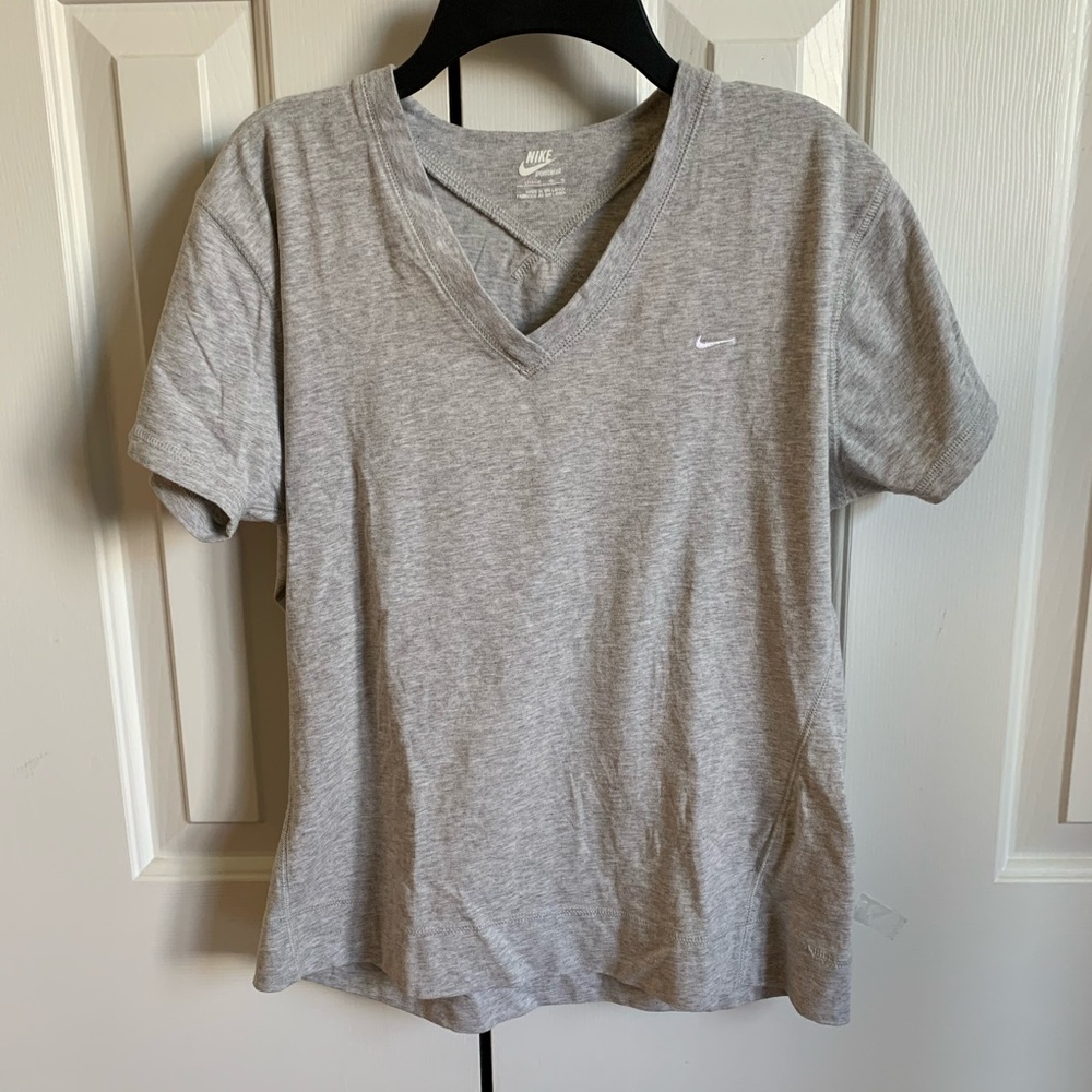 nike short sleeve vintage gray tshirt, size small